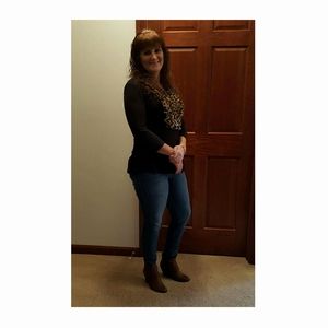 Meet your Posher, Deborah